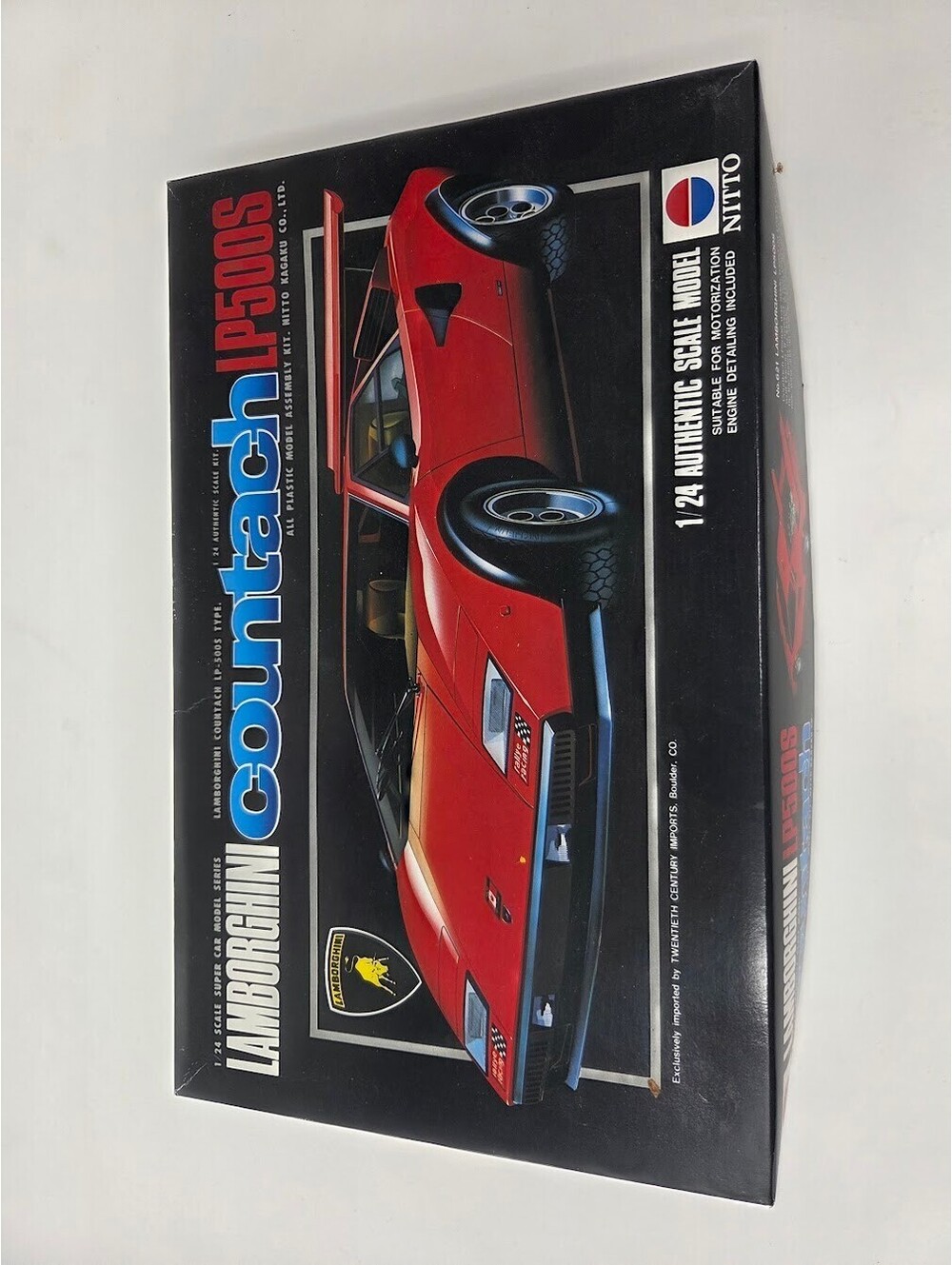 Nitto Lamborghini Countach LP500S 1/24 Scale Plastic Model Kit With Motor